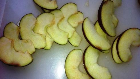 пирожное с карамелизированными овсяными хлопьями