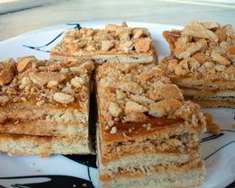 Пирожное с вареной сгущенкой