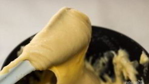 пирожное с заварным кремом