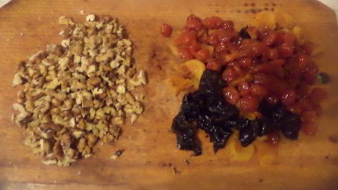 пирожные из песочного теста с сухофруктами