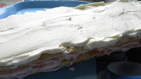 пирожные нежность с малиной