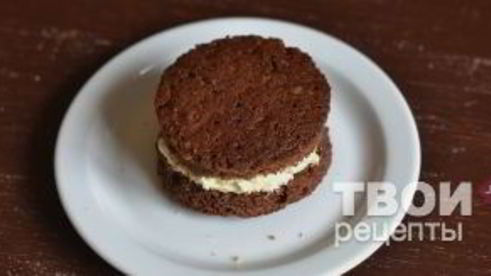 шоколадное пирожное