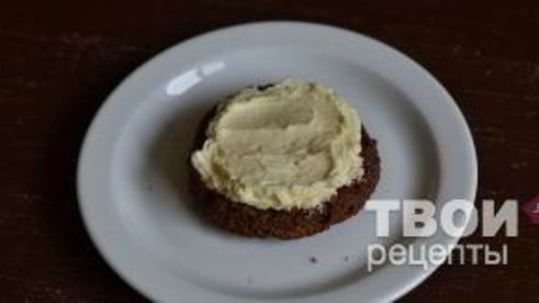 шоколадное пирожное