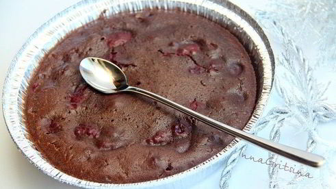 шоколадный брауни с малиной