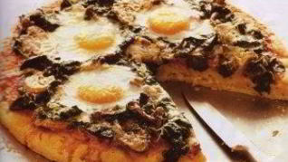 Флорентийская пицца с яйцами