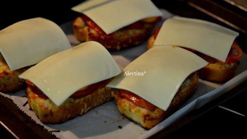 мини-пицца домашняя