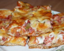 Пицца двухслойная с дрожжевым тестом и лавашом