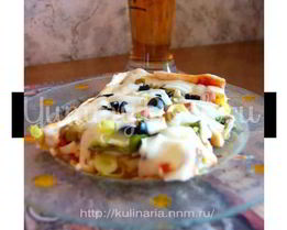 Пицца овощная, усиленная ветчиной