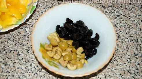 пицца овощная, усиленная ветчиной