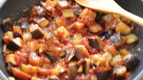 пицца с баклажанами и сыром джюгас