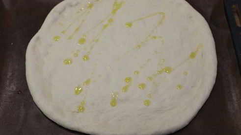 пицца с курицей и шпинатом