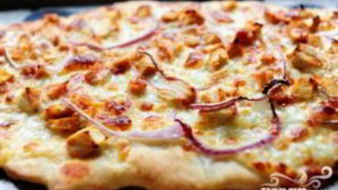 пицца с курицей и сыром