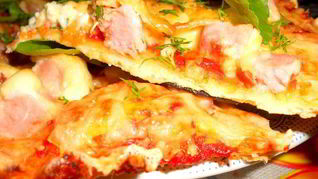 Пицца с ветчиной