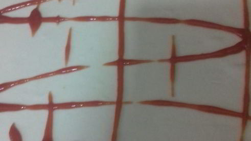 пицца спартанская из слоеного теста