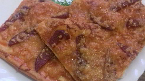 пицца спартанская из слоеного теста