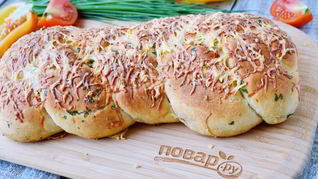 Плетеная пицца с начинкой