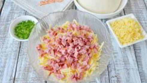 плетеная пицца с начинкой