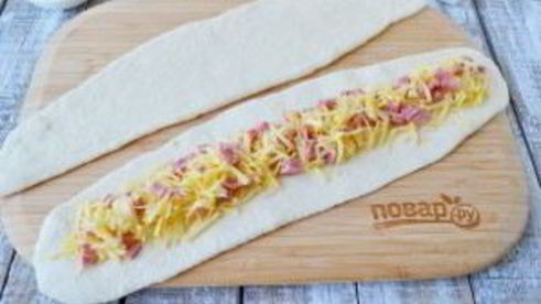 плетеная пицца с начинкой