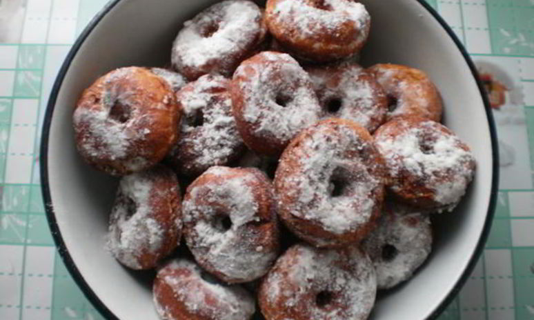 Рецепт пончиков с сахарной пудрой