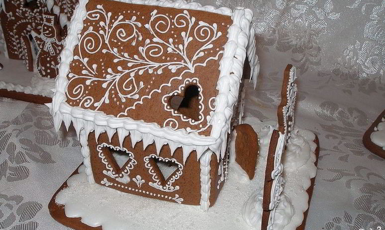 Рецепт глазури для пряничного домика