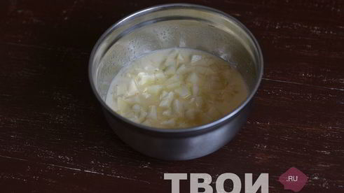 грушевая шарлотка