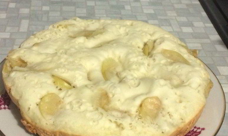 Рецепт классической шарлотки с яблоками