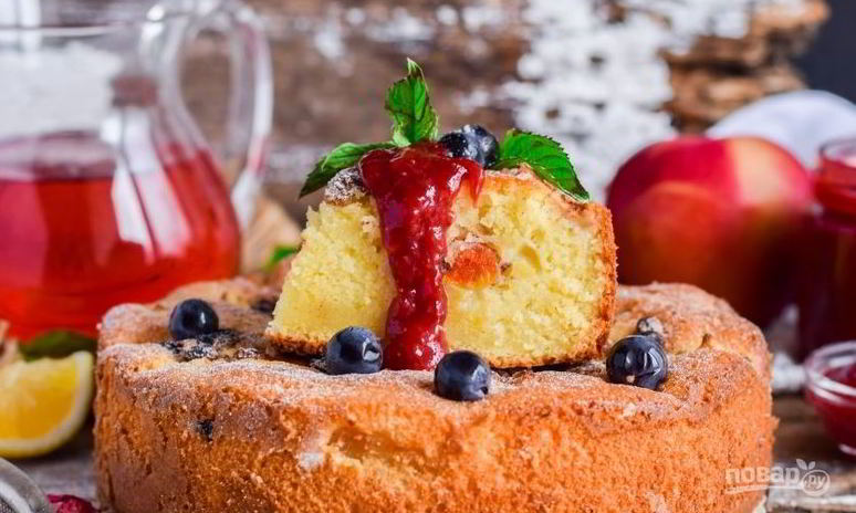 Рецепт шарлотки из яблок на сметане