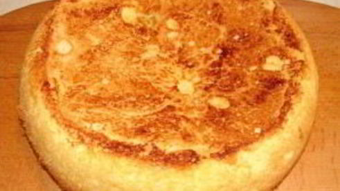 шарлотка с ананасами в мультиварке