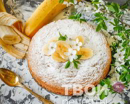Шарлотка с бананами