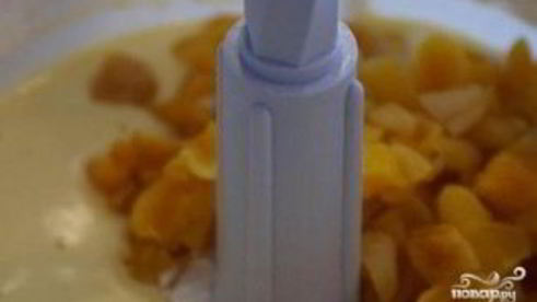 шарлотка с курагой