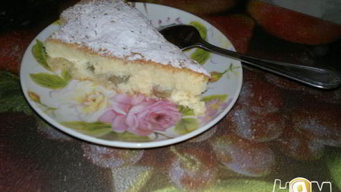 шарлотка с виноградом