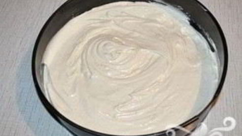 шарлотка с вишней