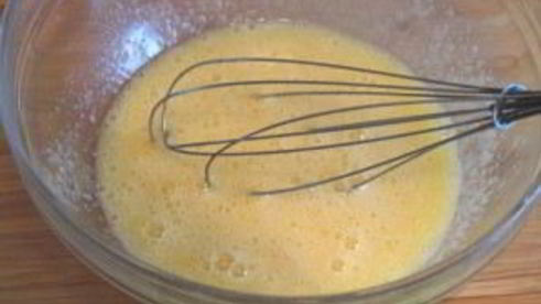 шарлотка с яблоками с коньяком