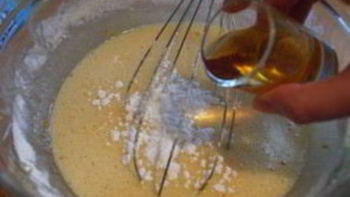 шарлотка с яблоками с коньяком