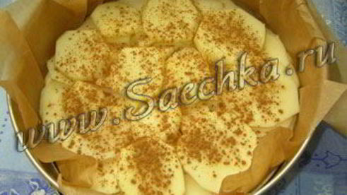 шарлотка с яблоками