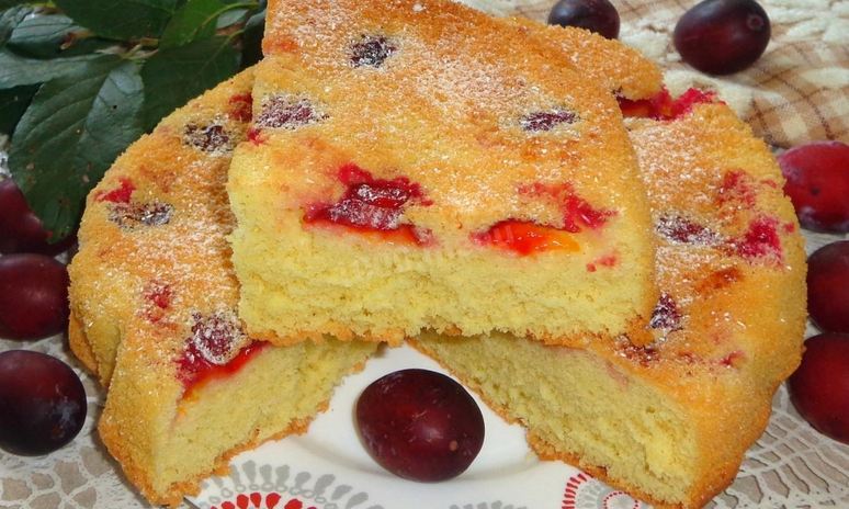 Рецепт шарлотки со сливами