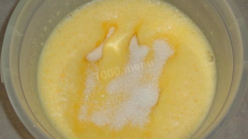 шарлотка со сливами