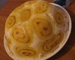 Воздушная яблочная шарлотка