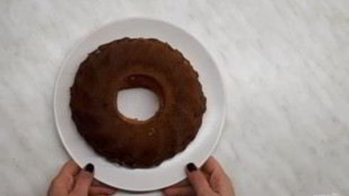 яблочная шарлотка