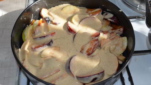 яблочно-сливовая нешарлотка