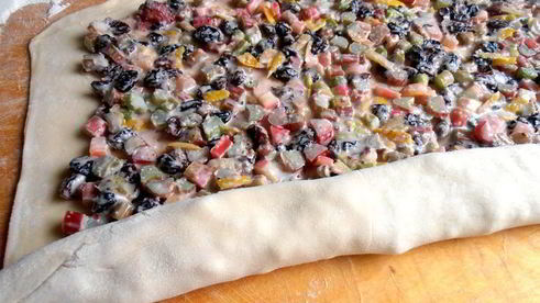 штрудель из ревеня и изюма