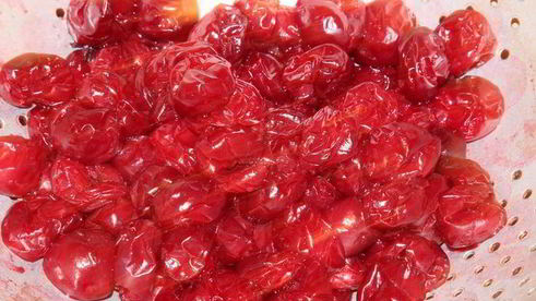 штрудель из вытяжного теста с вишнями