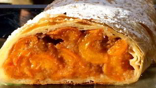 Штрудель с абрикосами