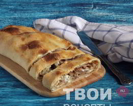 Штрудель с грушей и сыром дор блю