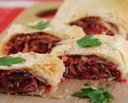 Штрудель с капустой и свеклой