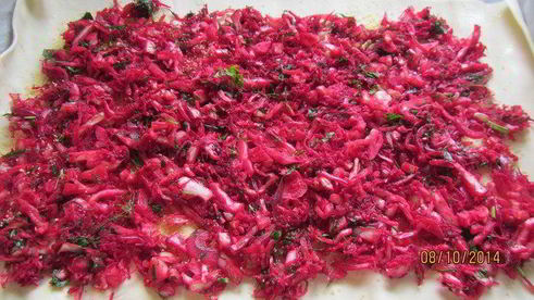 штрудель с капустой и свеклой