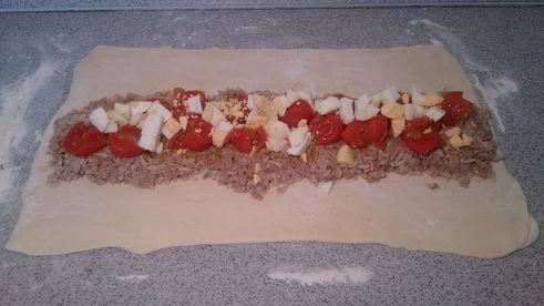 штрудель с тунцом