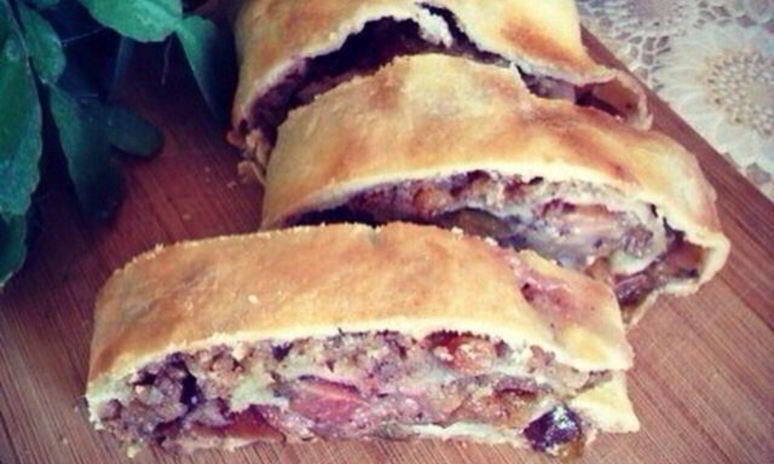 Рецепт сливового штруделя