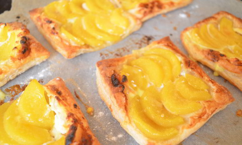 Рецепт слоек с абриксом