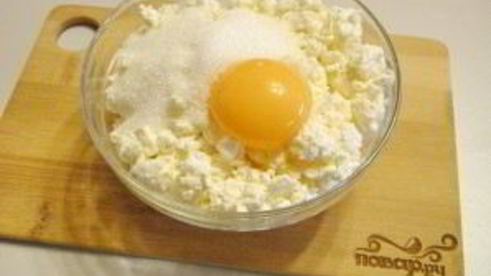 слойки с творогом из готового слоеного теста